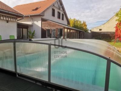 Eladó családi ház Taksony