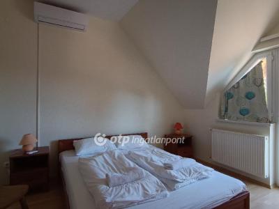 Eladó nyaraló Balatonboglár