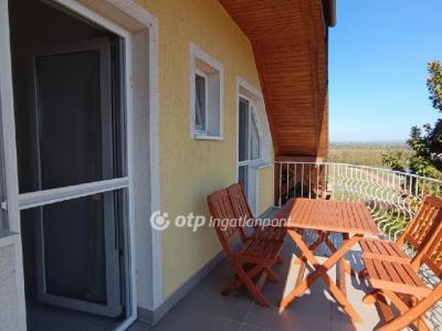 Eladó nyaraló Balatonboglár