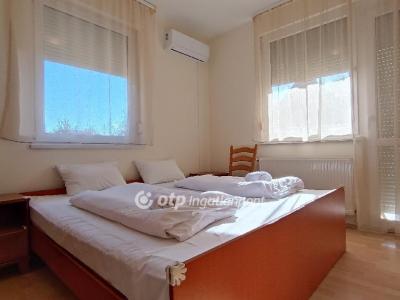 Eladó nyaraló Balatonboglár