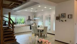 Eladó családi ház Dunakeszi