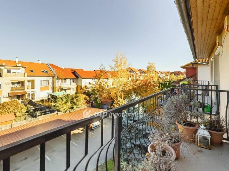 Eladó lakás Dunakeszi