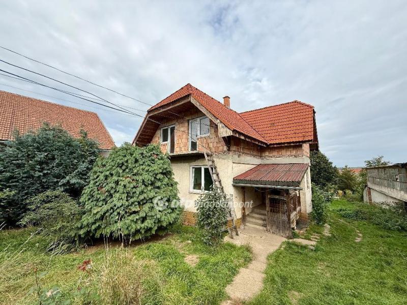 Eladó családi ház Miskolc