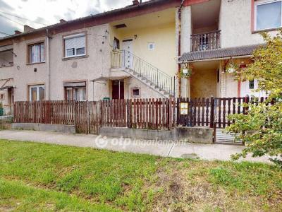 Eladó lakás Edelény