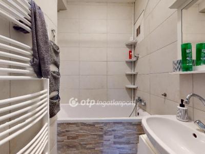Eladó lakás Tiszaújváros
