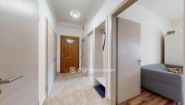 Eladó lakás Tiszaújváros