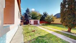 Eladó családi ház Szirmabesenyő