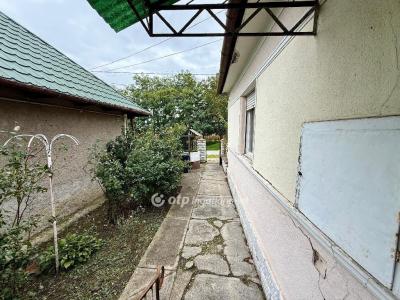Eladó családi ház Sajópetri