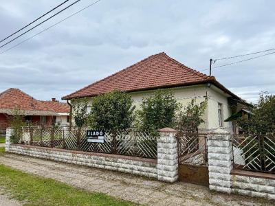 Eladó családi ház Sajópetri