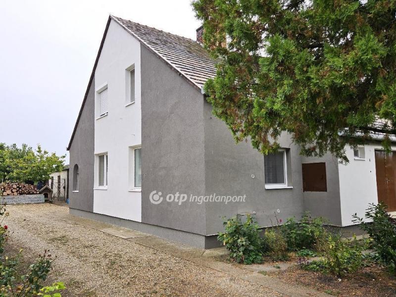 Eladó családi ház Sárszentmihály