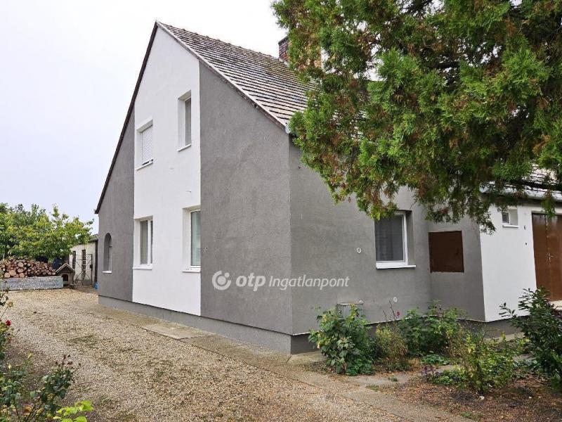 Eladó családi ház Sárszentmihály