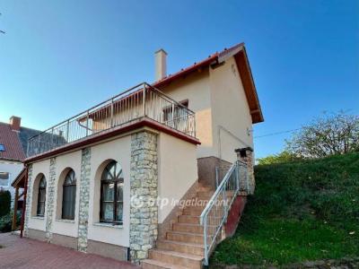 Eladó családi ház Balatonfüred