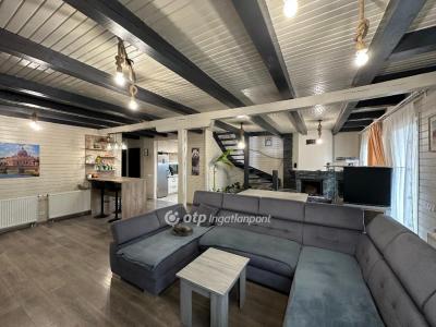 Eladó családi ház Nyírpazony