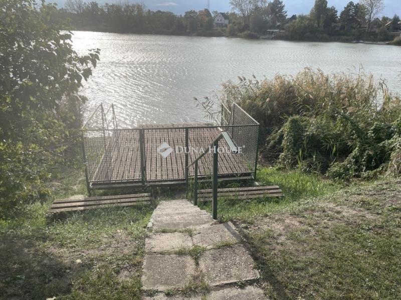 Eladó családi ház Délegyháza