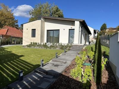 Eladó családi ház Csömör