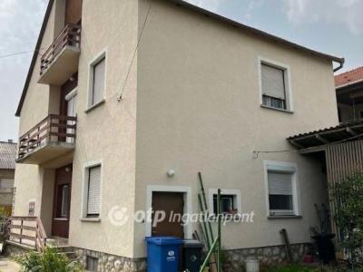 Eladó családi ház Pécs