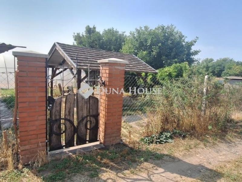 Eladó tanya Nagykőrös