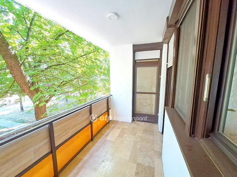 Eladó lakás Kecskemét