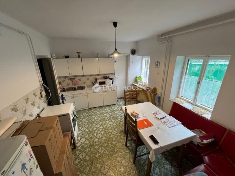 Eladó családi ház Óbánya