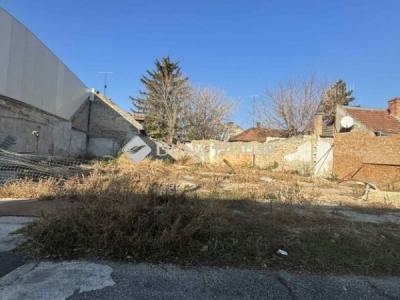 Eladó lakóövezeti telek Kecskemét