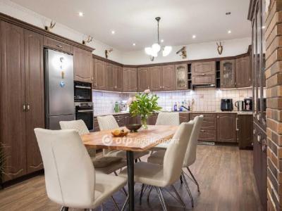 Eladó családi ház Ceglédbercel