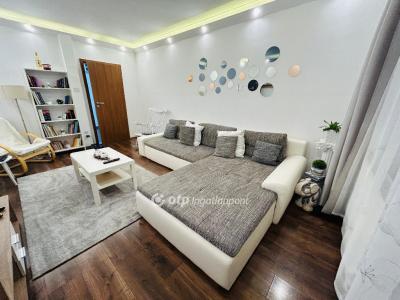 Eladó lakás Debrecen