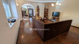 Eladó családi ház Budapest