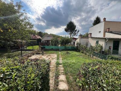 Eladó családi ház Budapest