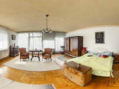 Eladó családi ház Budapest