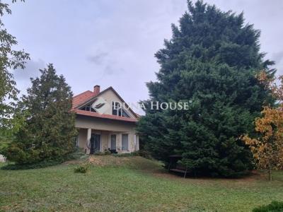 Eladó családi ház Szada