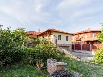 Eladó családi ház Diósd