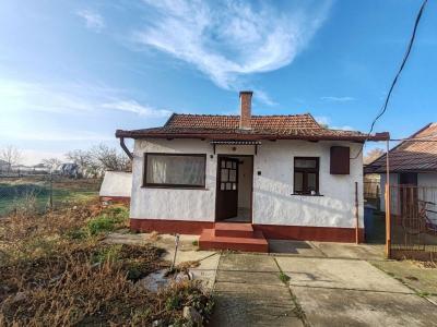 Eladó ház Csanytelek