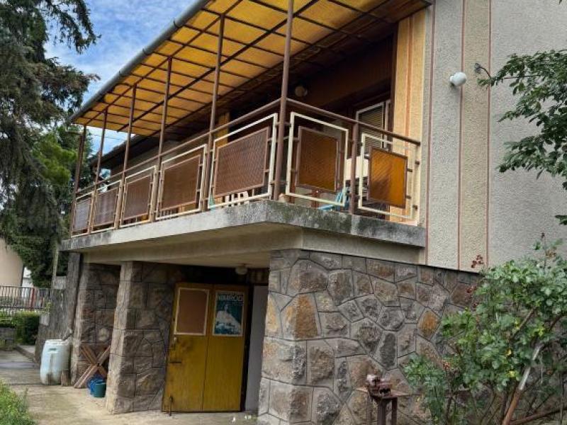 Eladó családi ház Geresdlak