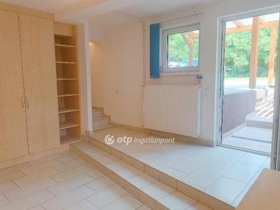 Eladó családi ház Budapest