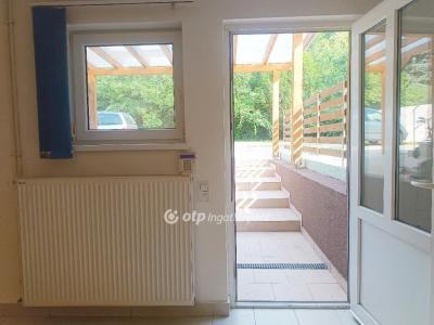 Eladó családi ház Budapest