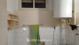 Eladó lakás Komló