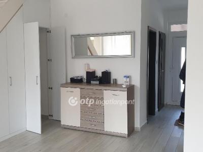 Eladó családi ház Balatonföldvár