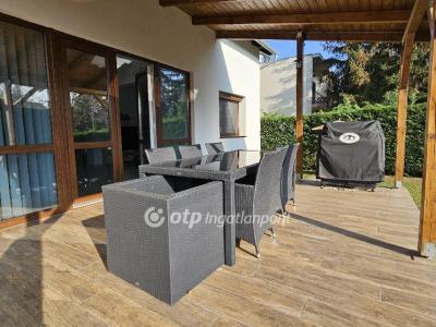 Eladó családi ház Balatonföldvár