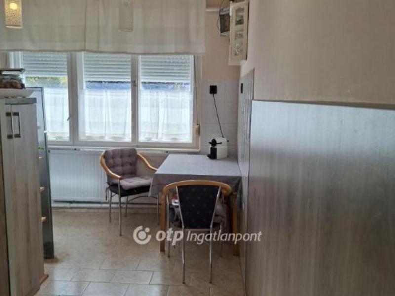 Eladó lakás Hajdúböszörmény