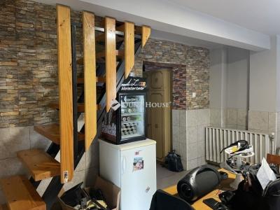 Eladó családi ház Baja