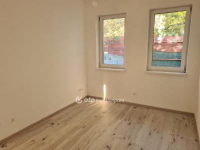 Eladó ikerház Érd