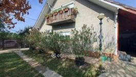 Eladó családi ház Sándorfalva