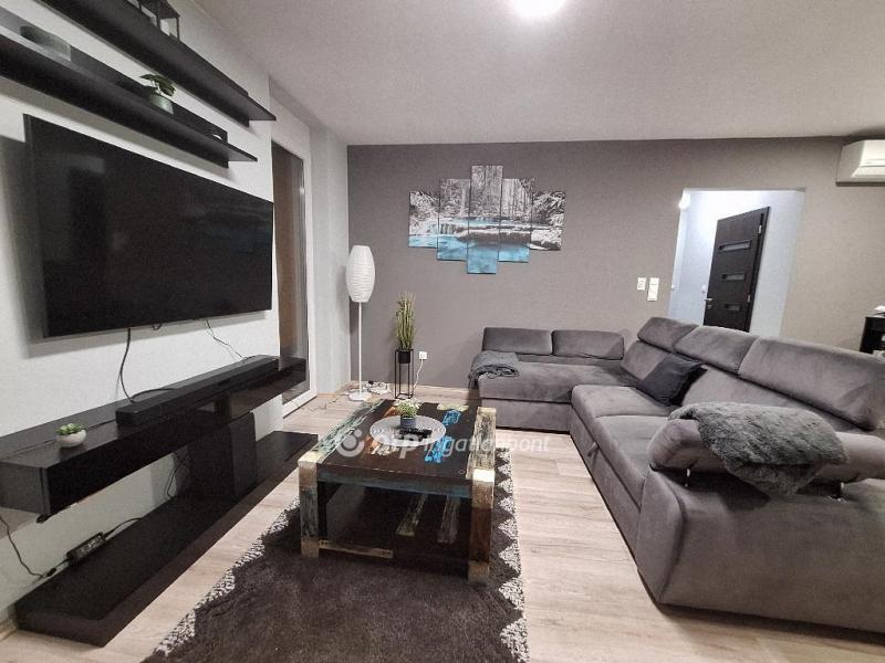 Eladó lakás Mosonmagyaróvár