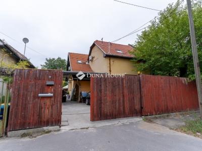 Eladó családi ház Budapest