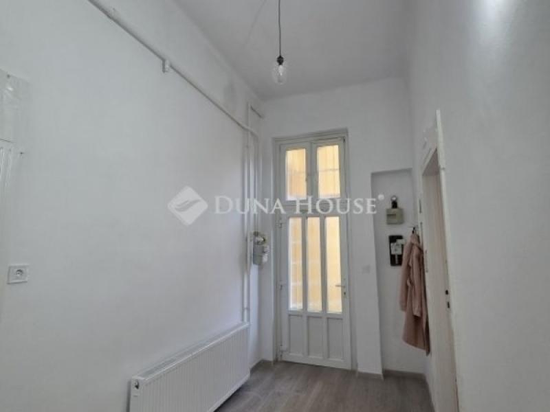 Eladó lakás Budapest