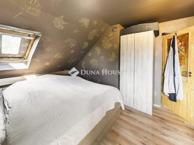 Eladó lakás Fót