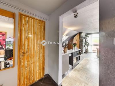 Eladó lakás Fót