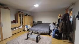 Eladó családi ház Vértesboglár