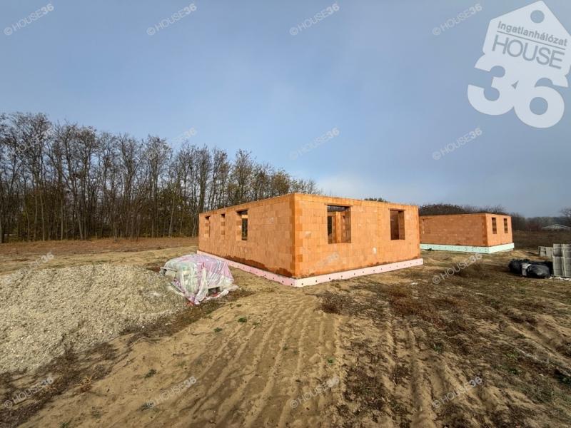 Eladó családi ház Kecskemét