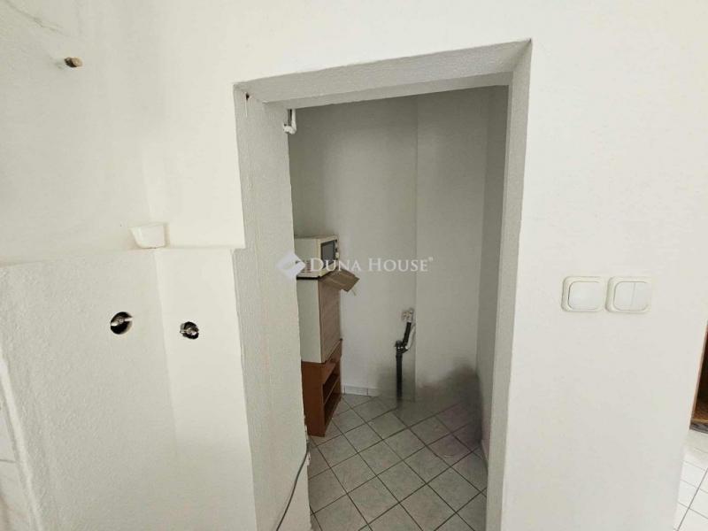 Kiadó lakás Budakeszi